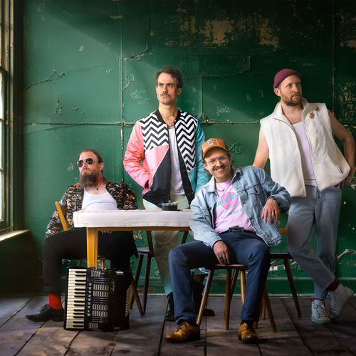 Band: GANKINO CIRCUS