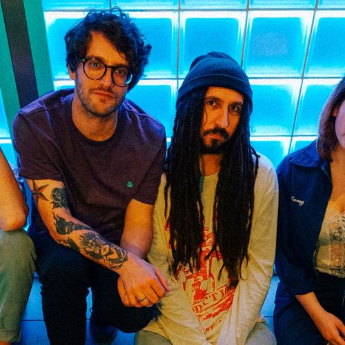 Band: HI MUM